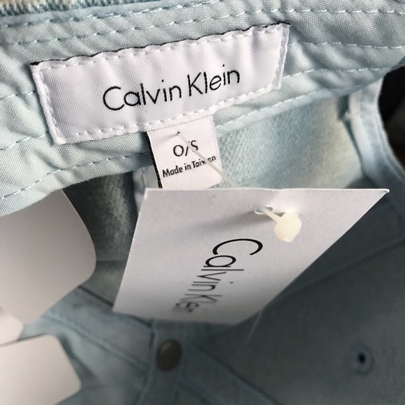 🤩Calvin Klein 🤩 Denim cap - Picture 6 of 6